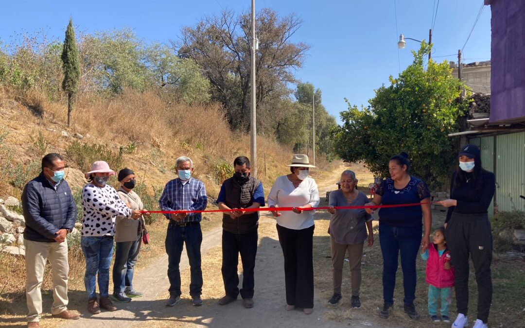 Inaugura alcaldesa de Panotla tres obras prioritarias en Tezoquipan