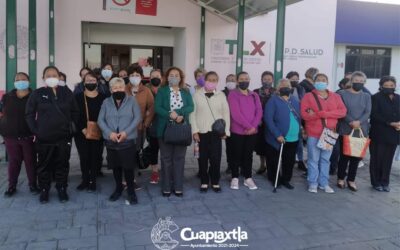 Trasladan a 25 mujeres de Cuapiaxtla a realizarse estudios de mastografías