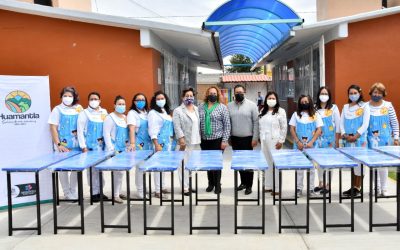 ENTREGA SMDIF HUAMANTLA PLÁNTULAS A INSTITUCIONES EDUCATIVAS EN LA COMUNIDAD DE IGNACIO ZARAGOZA