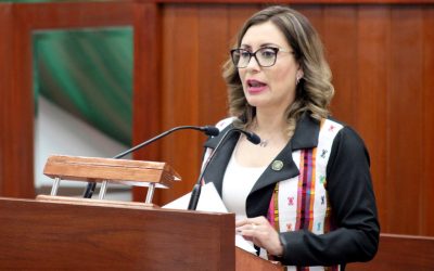 Diputada Reyna Flor Báez reconoce trascendencia histórica del Congreso del Estado