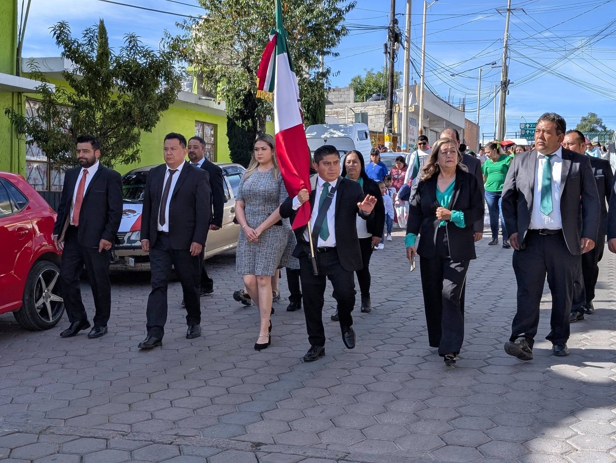 Xaltocan conmemora el aniversario de la Independencia con tradicional desfile cívico