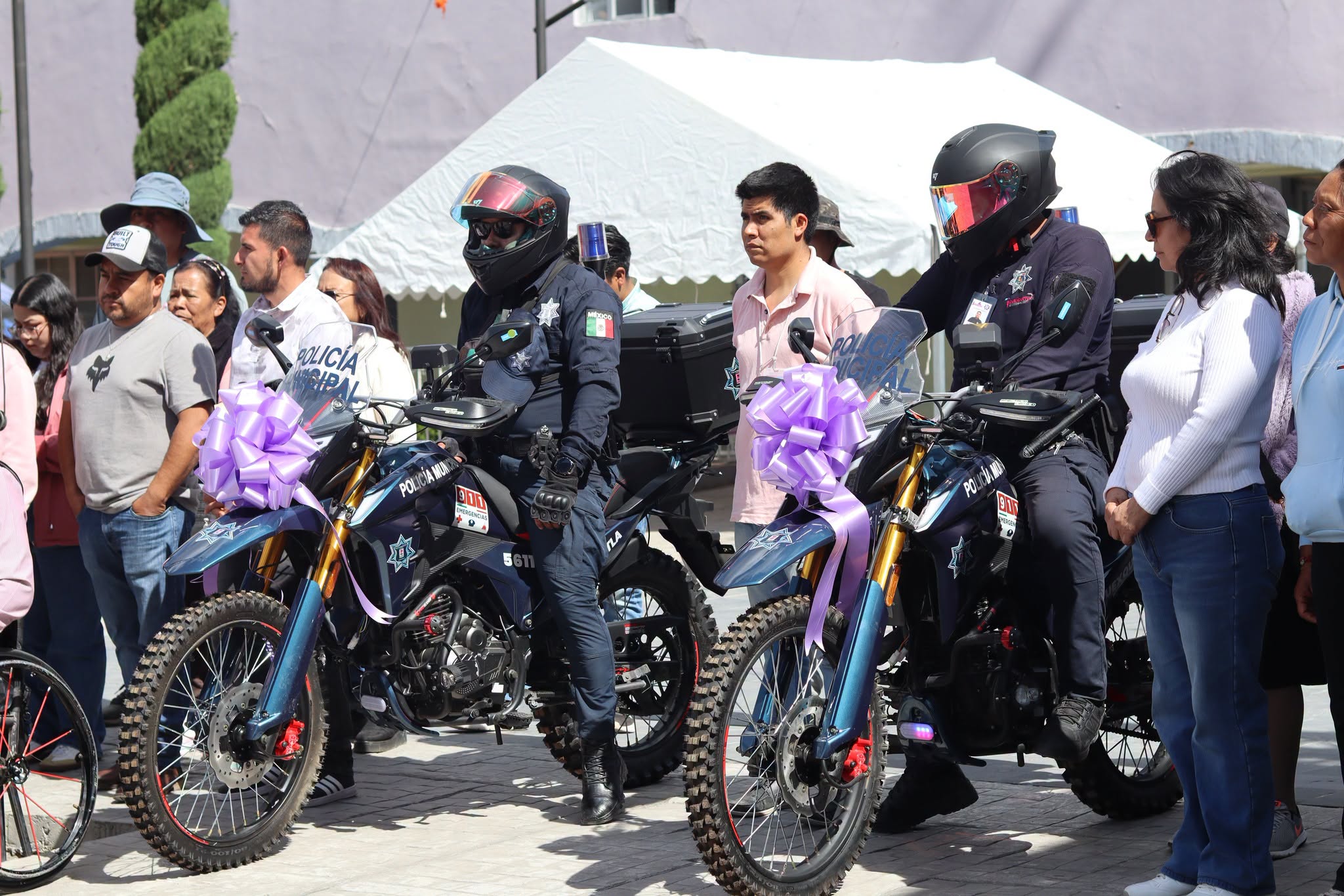 El Carmen Tequexquitla incorpora tres motocicletas para reforzar la vigilancia municipal